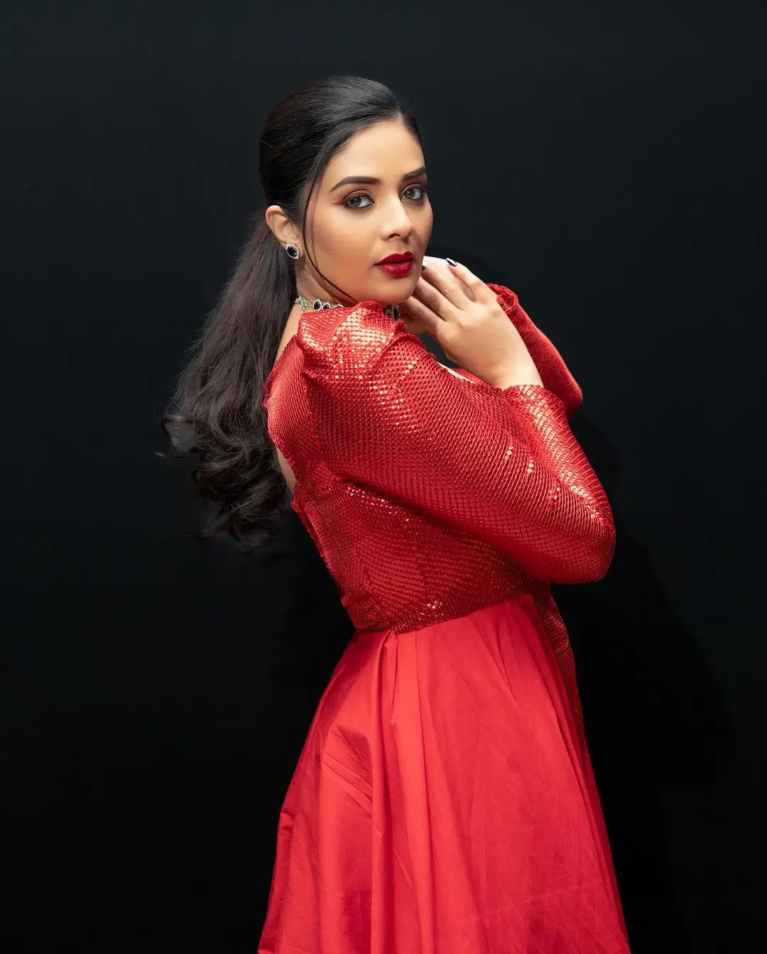 Indian TV Actress Sreemukhi in Long Red Gown